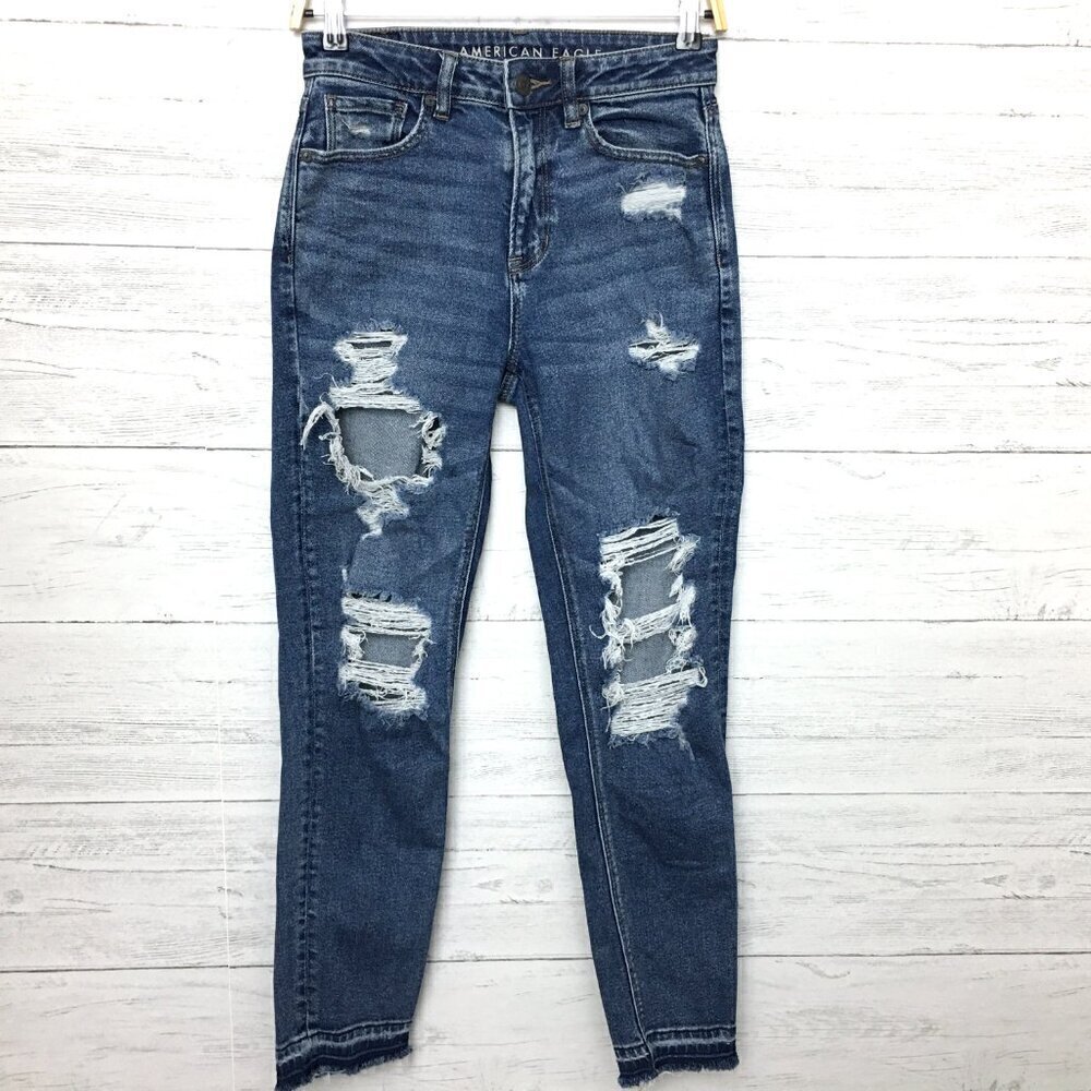 American Eagle Outfitters Jeans Mom Straight Leg Distressed Fray Hems size 2